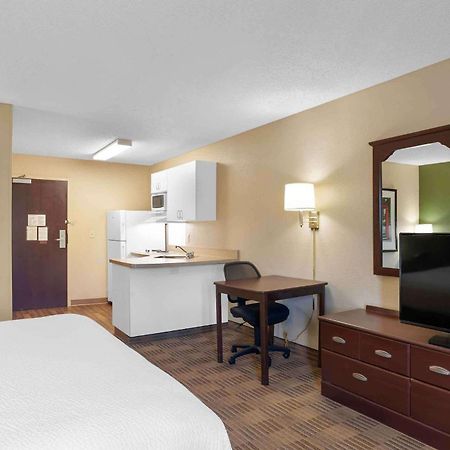 Extended Stay America Select Suites - Milwaukee - Waukesha Εξωτερικό φωτογραφία