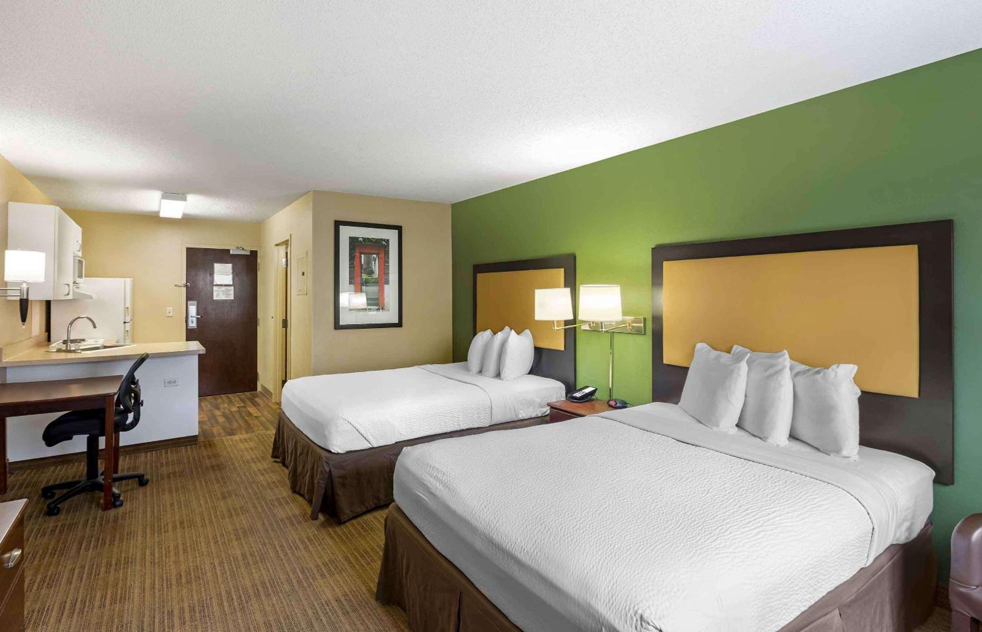 Extended Stay America Select Suites - Milwaukee - Waukesha Εξωτερικό φωτογραφία