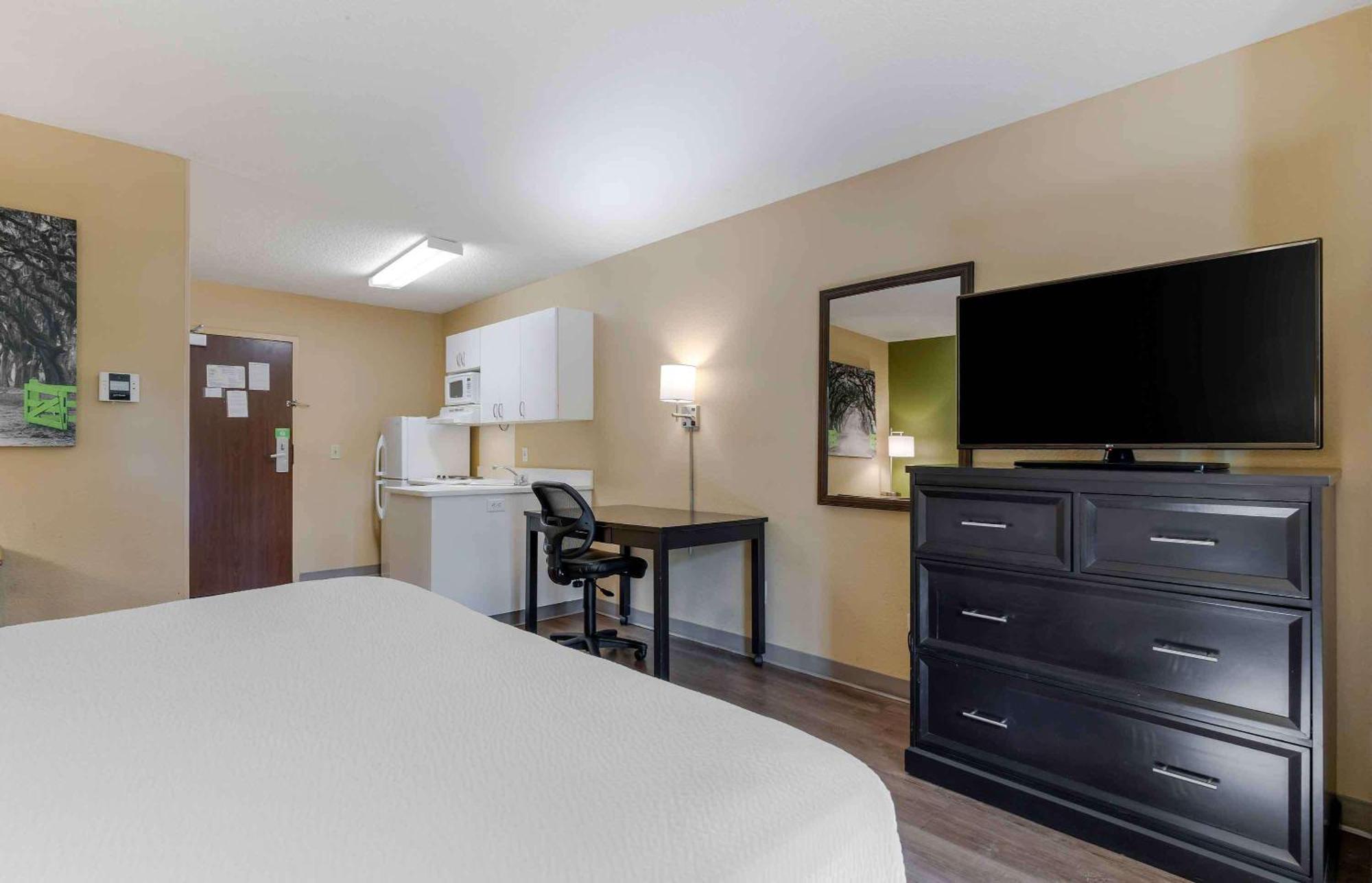 Extended Stay America Select Suites - Milwaukee - Waukesha Εξωτερικό φωτογραφία