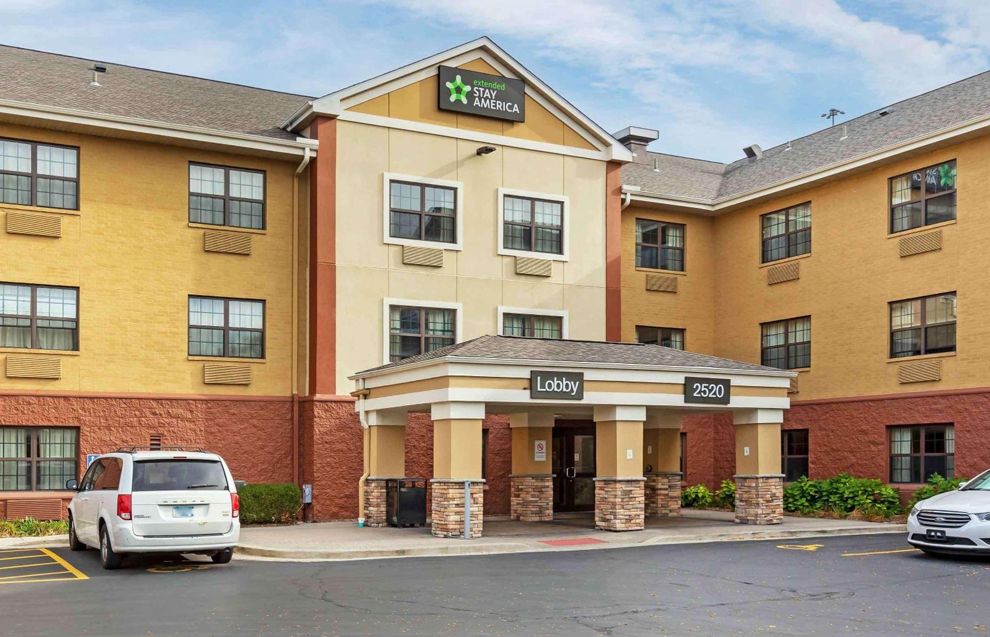 Extended Stay America Select Suites - Milwaukee - Waukesha Εξωτερικό φωτογραφία