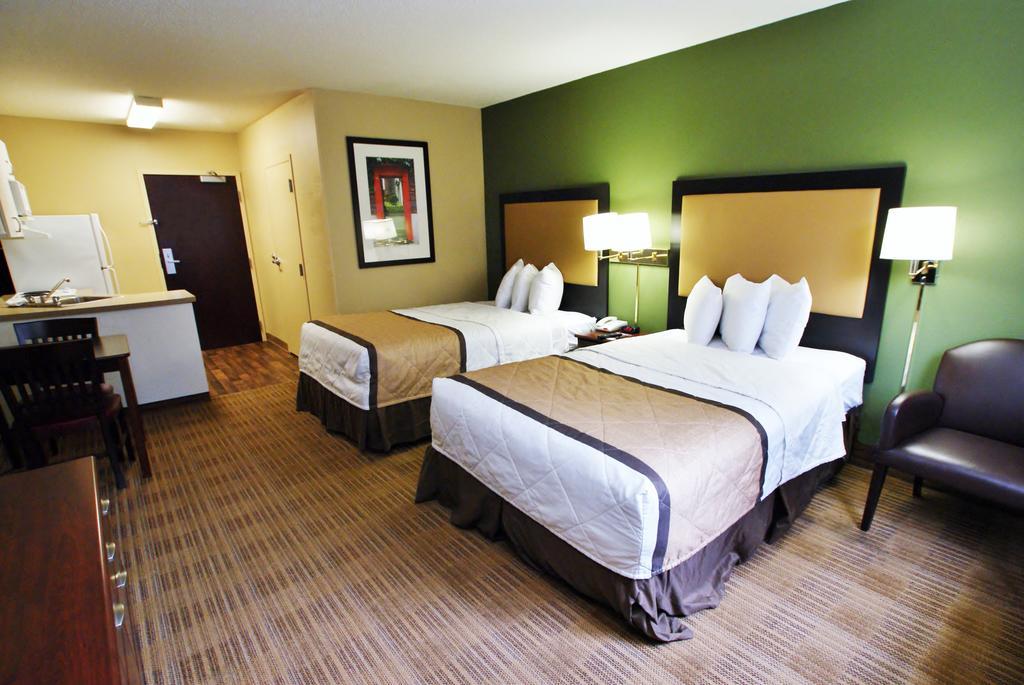 Extended Stay America Select Suites - Milwaukee - Waukesha Εξωτερικό φωτογραφία