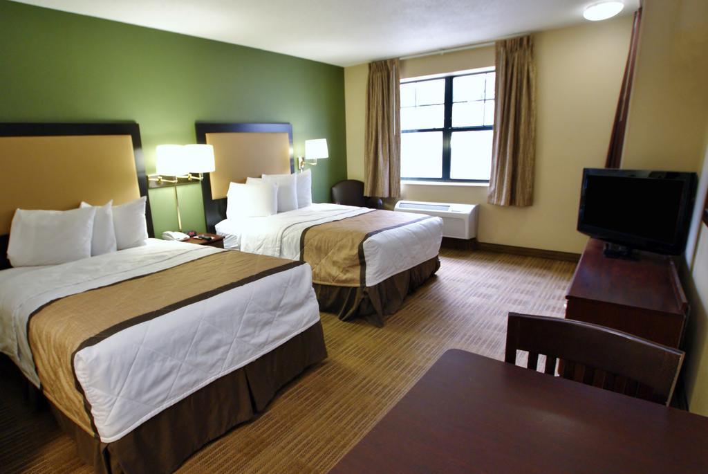 Extended Stay America Select Suites - Milwaukee - Waukesha Εξωτερικό φωτογραφία