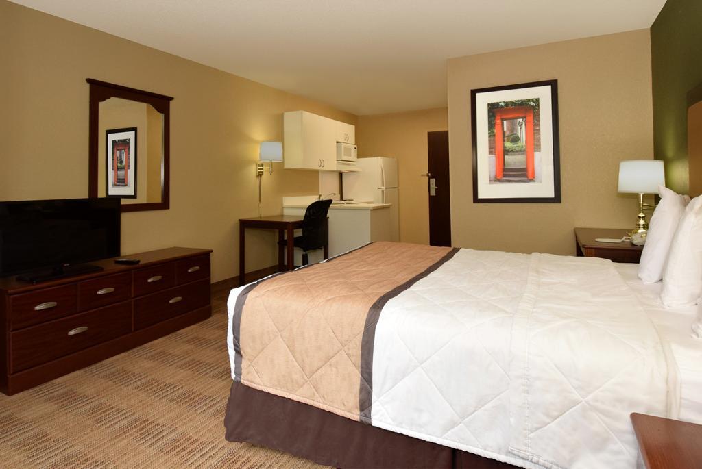 Extended Stay America Select Suites - Milwaukee - Waukesha Εξωτερικό φωτογραφία