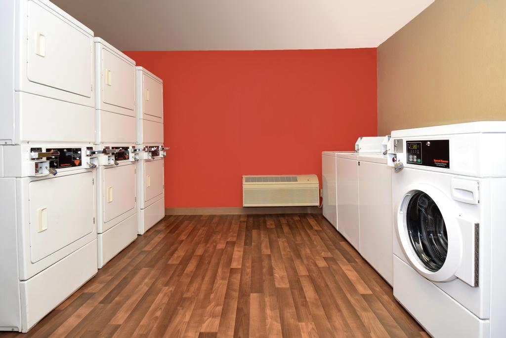 Extended Stay America Select Suites - Milwaukee - Waukesha Εξωτερικό φωτογραφία
